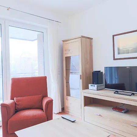Strandburg, 7 *